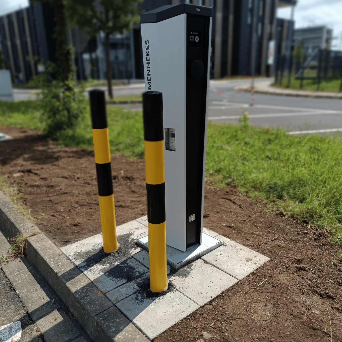 Kettner TERRASAFE-EL 250x250 Kunststofffundament für Ladesäulen (mit Abdeckung)