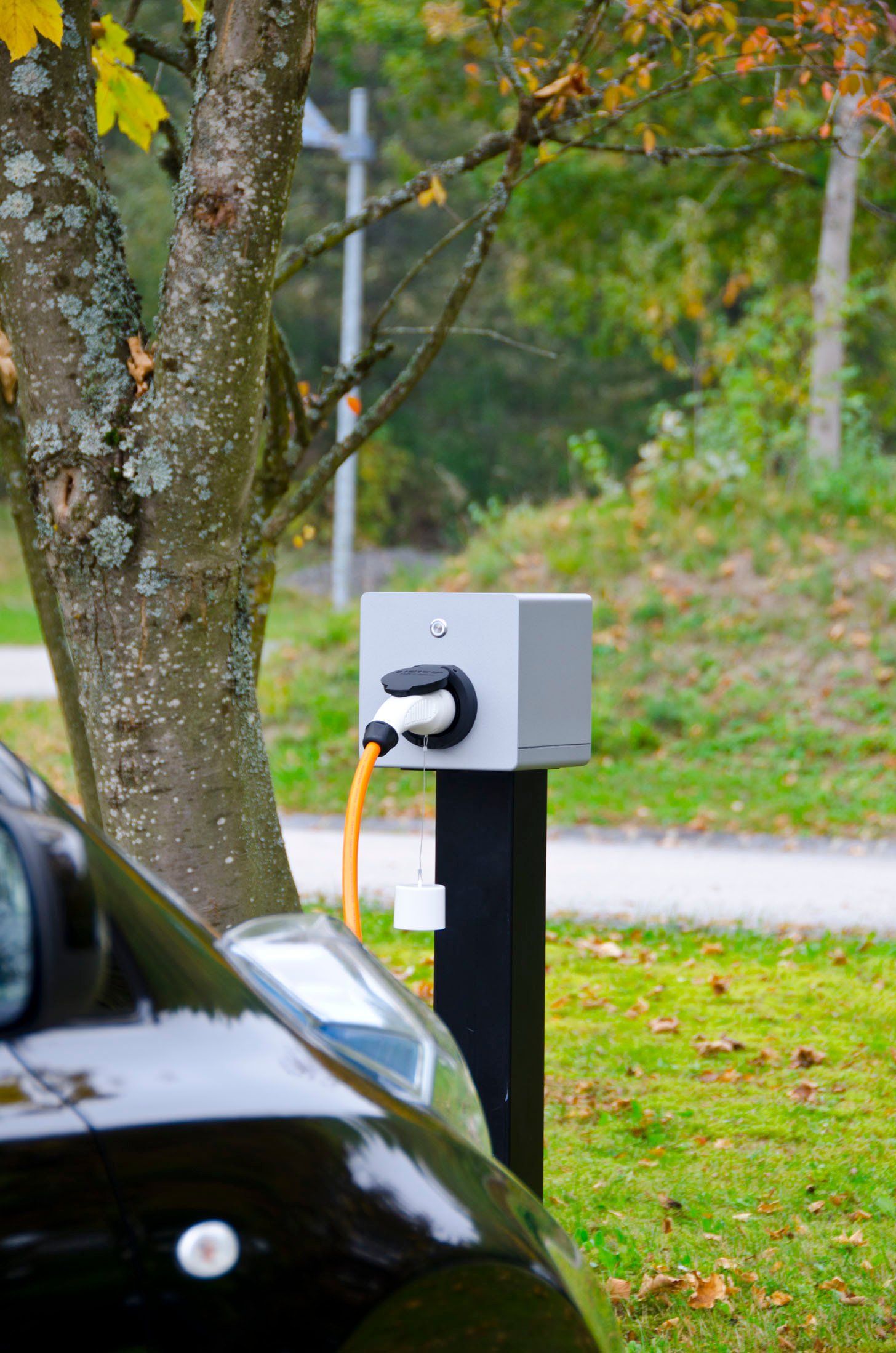 Sedlbauer SlimBox "E" Wallbox (bis 22 kW) mit Typ 2- und Schukosteckdose