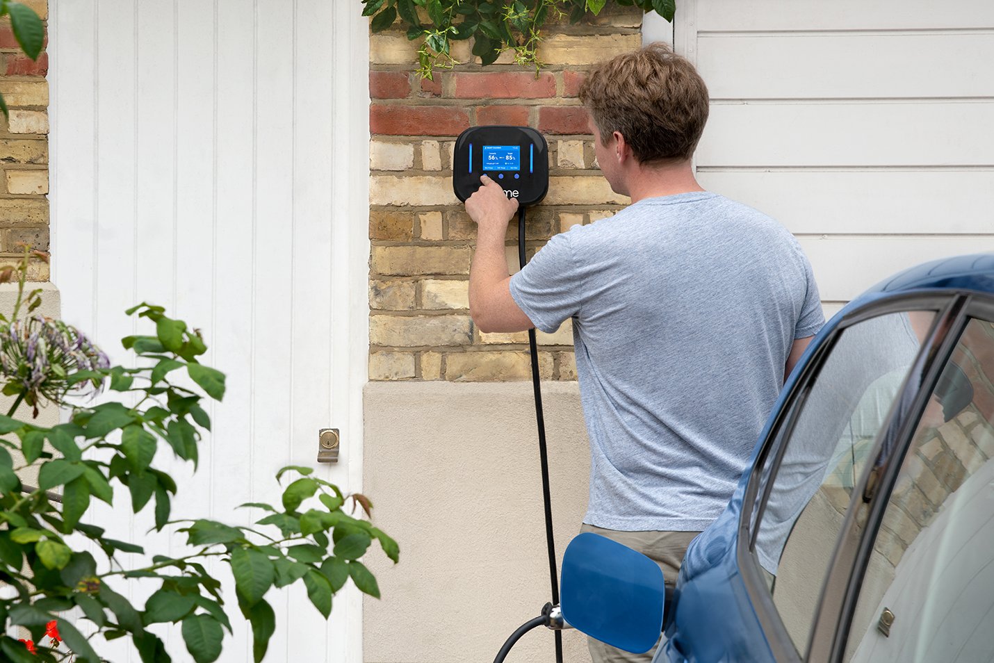 Ohme Home Pro Wallbox mit Typ 2-Ladekabel (bis 11 kW)