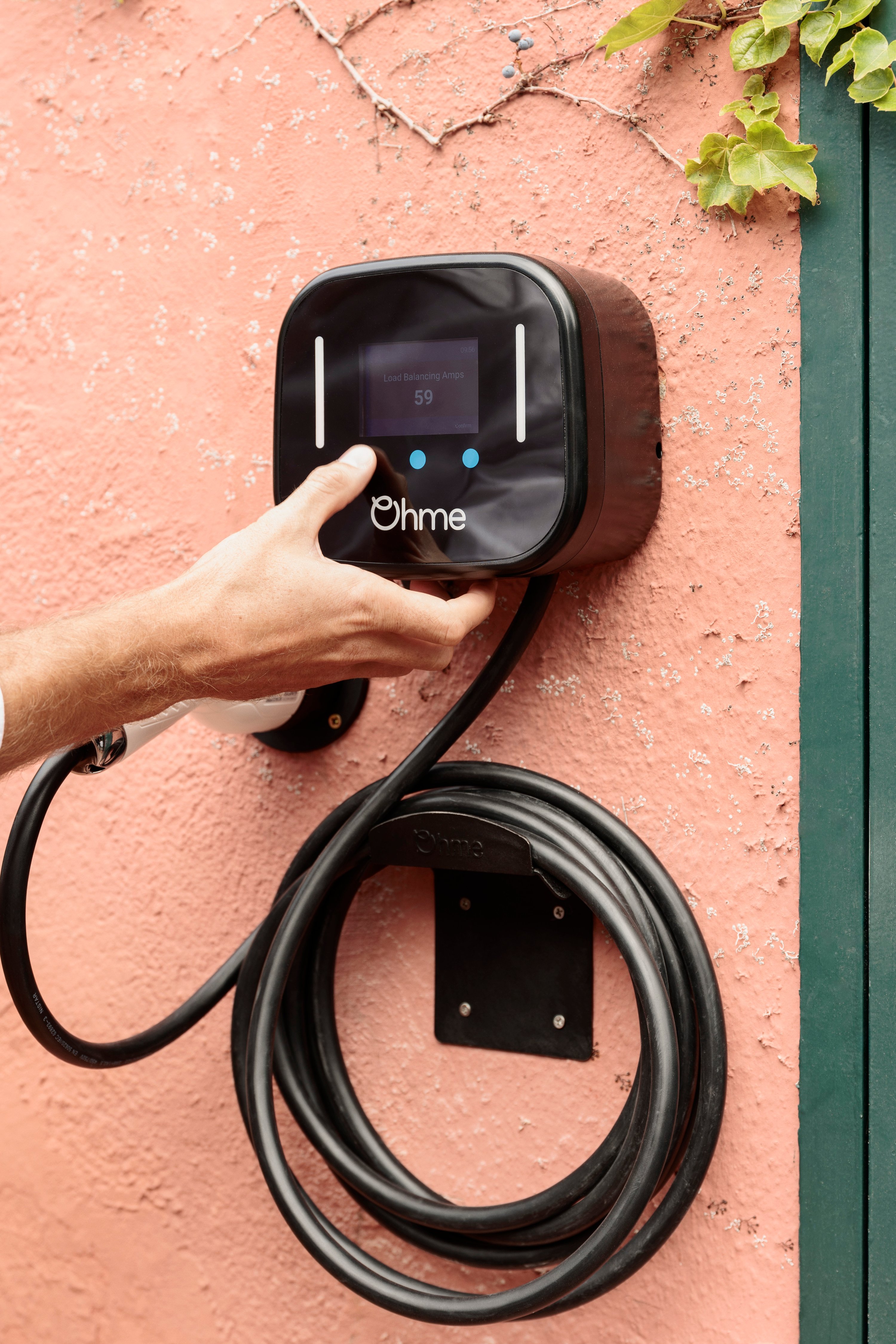 Ohme Home Pro Wallbox mit Typ 2-Ladekabel (bis 11 kW)