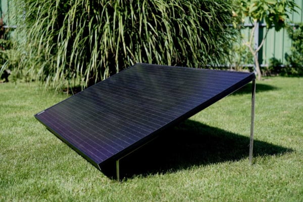 EET Solarmodul LIGHTMATE G mit Aufsteller - Black Edition