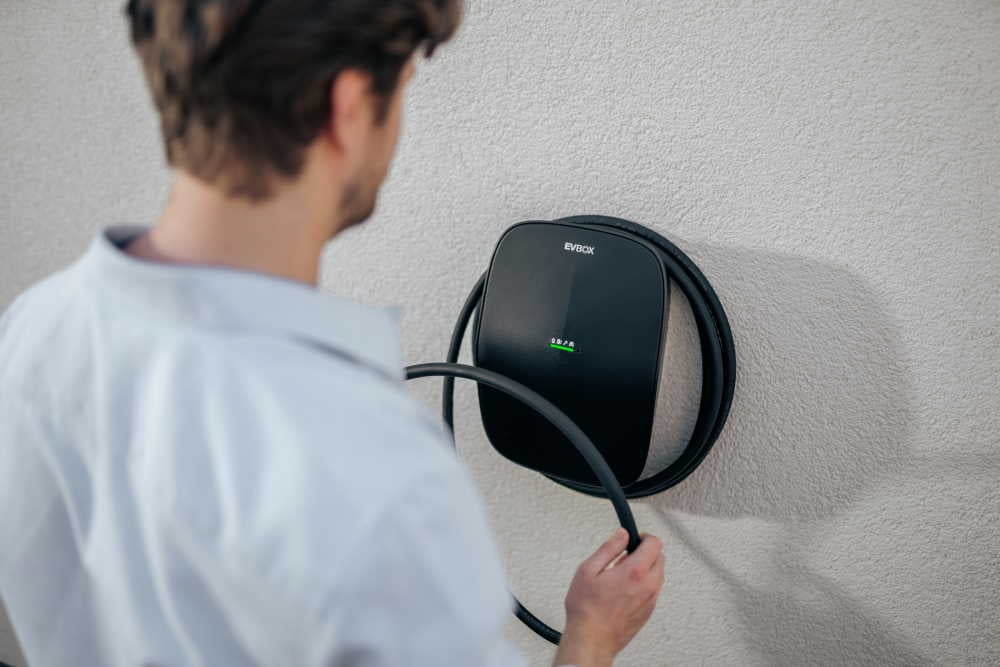 EVBox Livo (bis 11kW) mit Typ-2 Ladekabel
