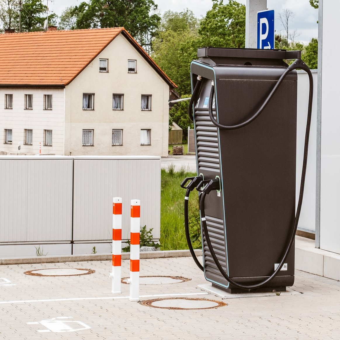 SCHAKE Absperrpfosten eckig mit Bodenhülse (70 x 70 mm)