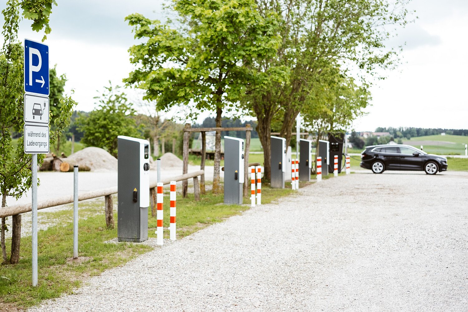 Kennzeichnung von E-Parkplätzen - das solltest du wissen 